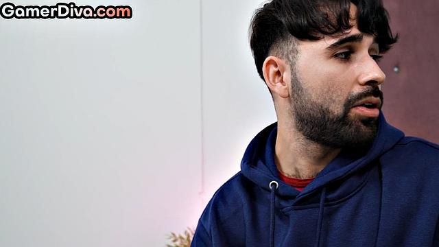 Ginger gaming babe doggystyled by BF