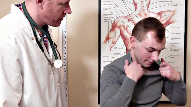 Stepson barebacked in 3some by stepdaddy and physician