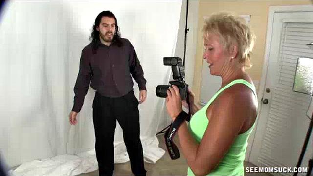 Sucking Photo Session