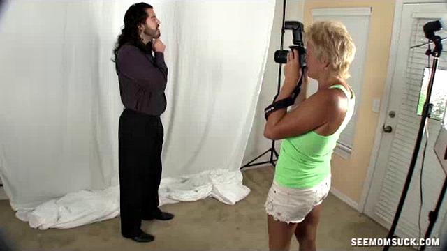 Sucking Photo Session