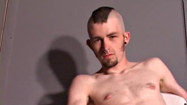 Nick Stevens Flogging His Meat