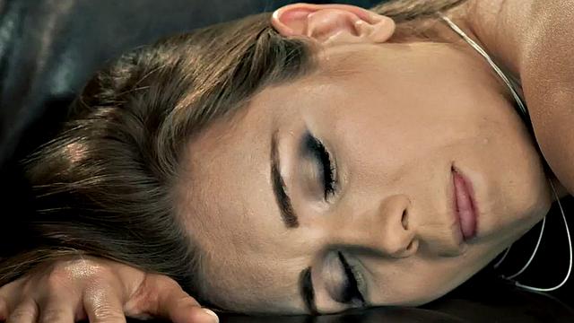 Tiny lesbian ladies lick pussies in a 3way while fingering