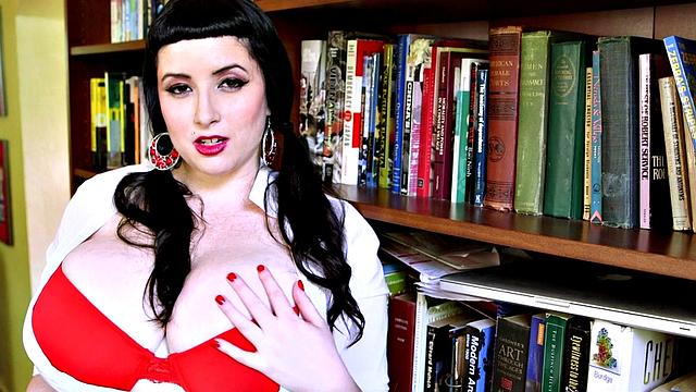 Jenna Valentine Goes Back to School