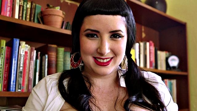 Jenna Valentine Goes Back to School