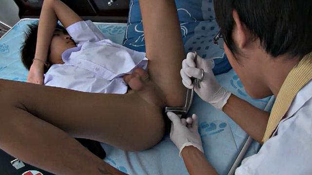 Rimjob during first aid course with asian twunk