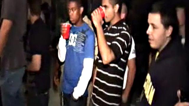 College slut goes down