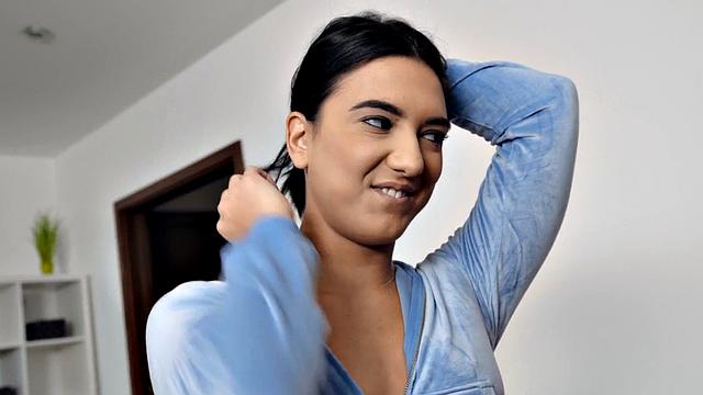 Bigbooty dirty slut love fucking hard with big white dick