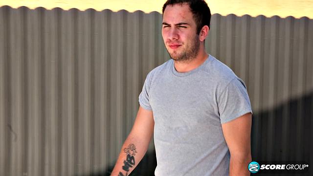 Wife and mom Sierra, 40, sucks & fucks the pool boy