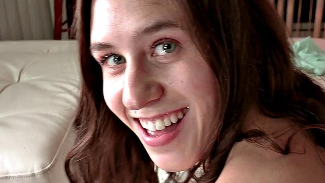 21yo POV amateur GF fucked while talking slutty