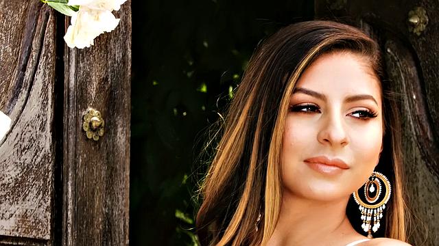 Get off to your garden'sizarreizarre growth with this solo play in the great outdoors