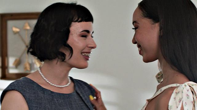 LEZ BE BAD - Realtor Olive Glass has KINKY SEX with Petite Alexis Tae to Secure Herself a Sale