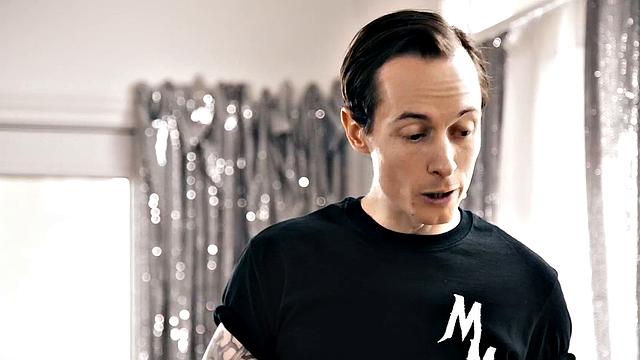 A Happy Ending Isn't Enough! Alt Baddie Karlee Grey Rides Masseur's Big Cock To Relax!