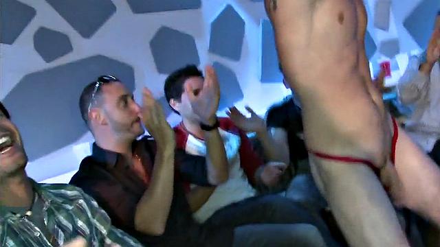 Wild stripper spoils guests by sucking cock on BJ party