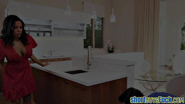 Big-titted latina babe pounded by shortie