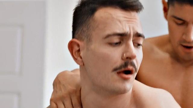 Muscled eager jock anal-pounding his BF until cumshot