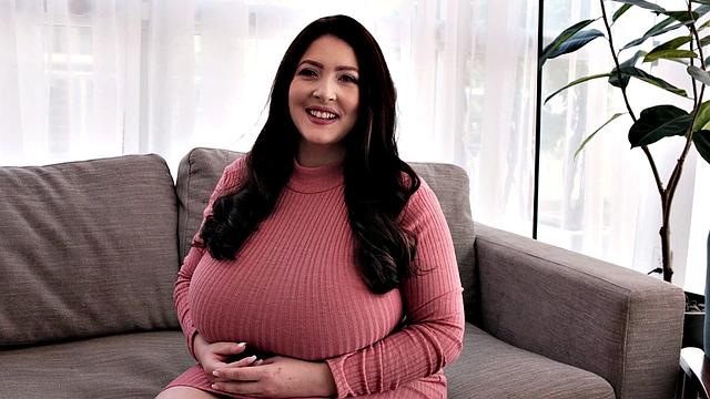 Demora Avarice: Greedy For Her Breasts