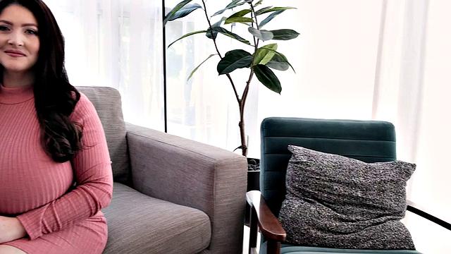 Demora Avarice: Greedy For Her Breasts