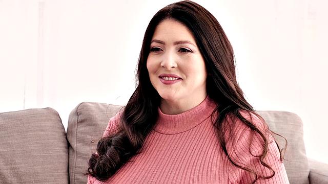 Demora Avarice: Greedy For Her Breasts