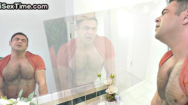 Stunning MILF in bisexual 3some